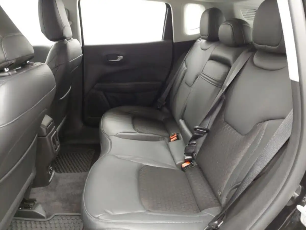 2021-jeep-compass-14-multiair-ii-night-eagle-big-5