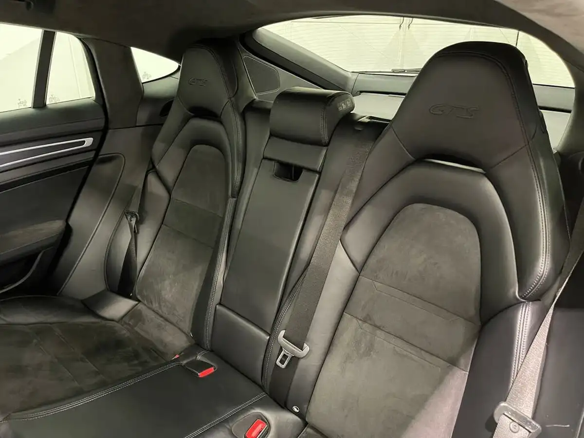 2019-porsche-panamera-40-v8-gts-hatchback-big-38