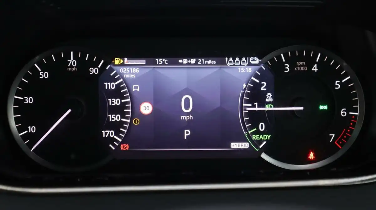 2021-land-rover-range-rover-evoque-15-p300e-r-dynamic-s-big-10