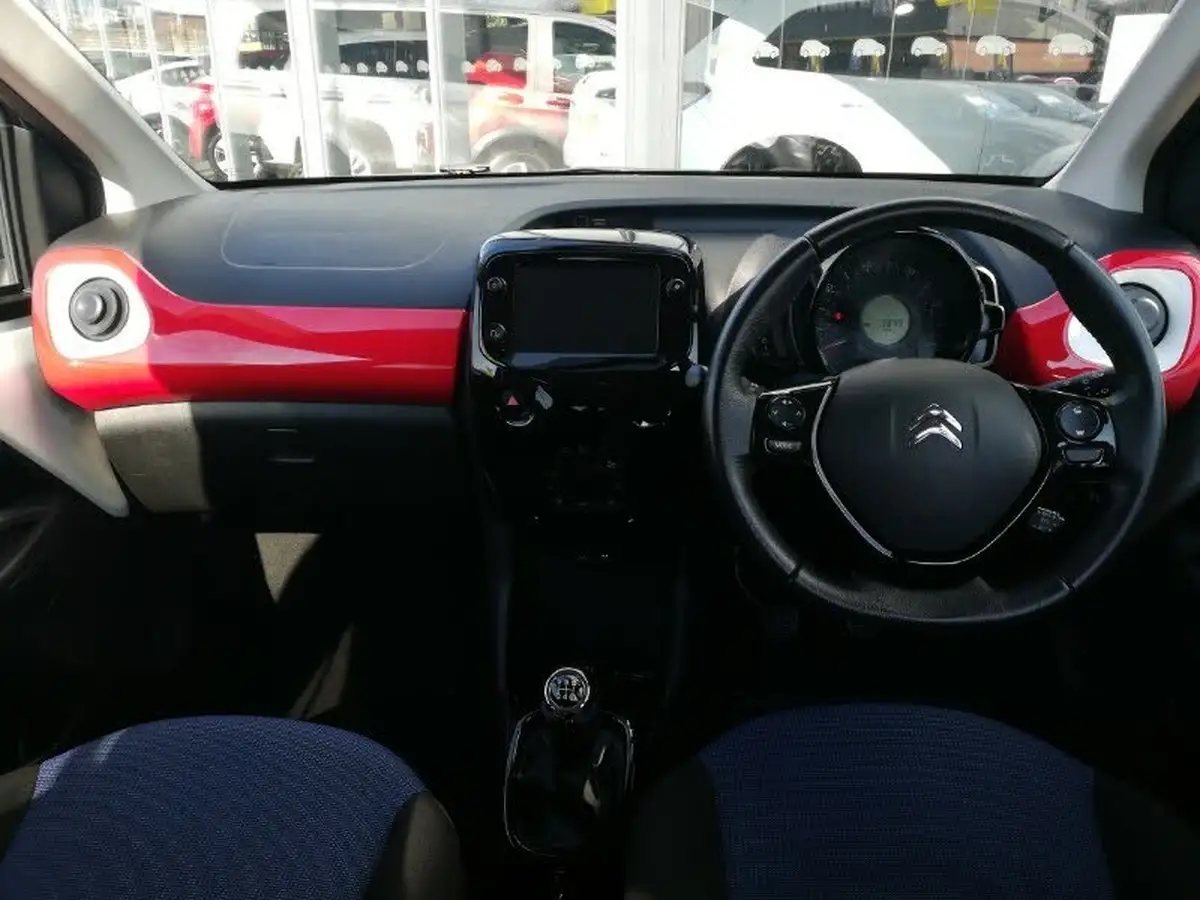 2020-citroen-c1-10-vti-jcc-big-2