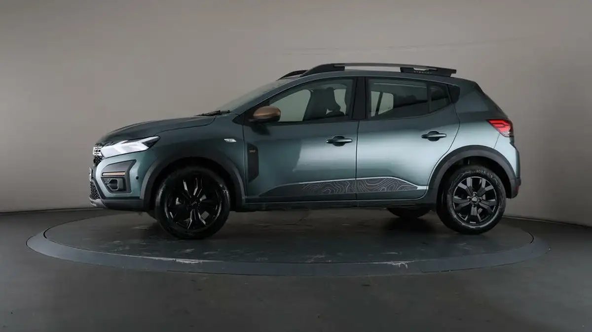 2023-dacia-sandero-stepway-10-tce-extreme-100bhp-bi-fuel-big-32