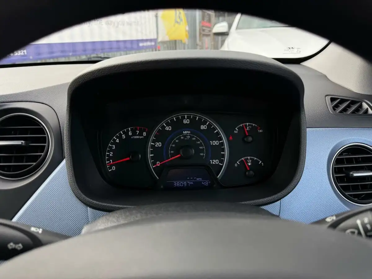 2017-hyundai-i10-12-se-big-40