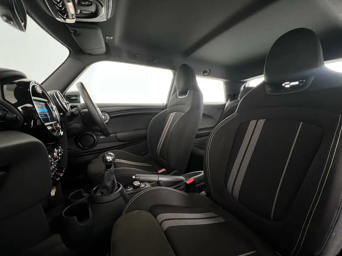 2019-mini-cooper-15-cooper-sport-hatchback-3d-big-13