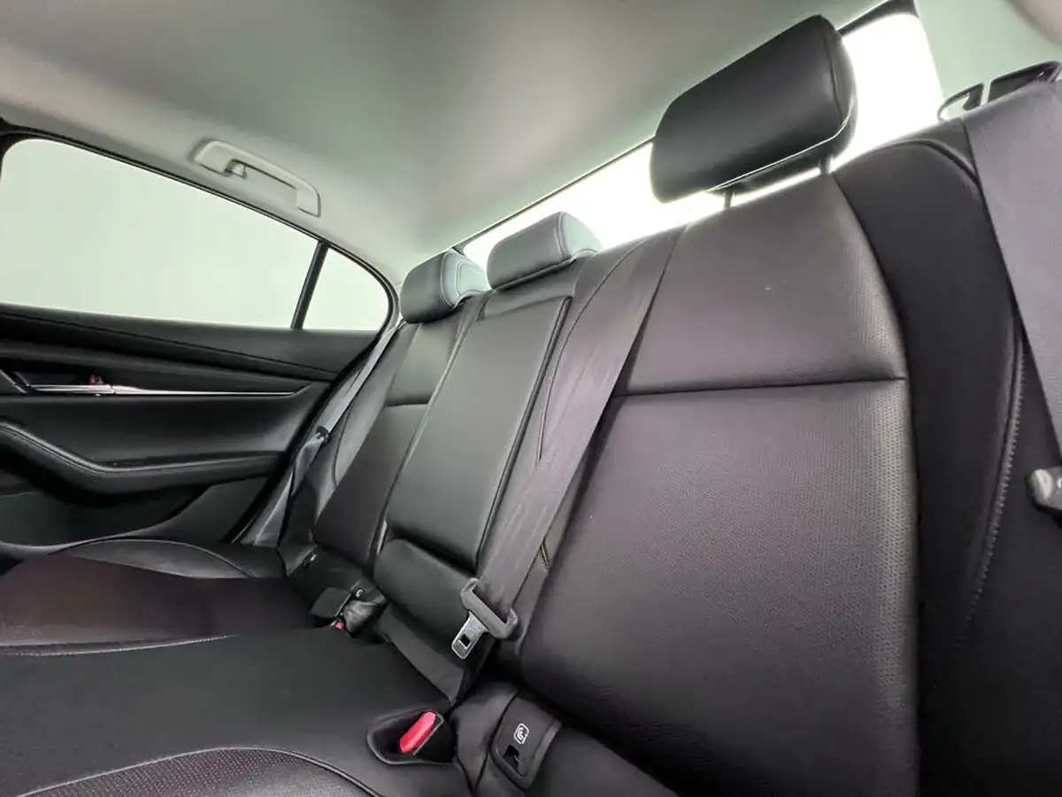 2019-mazda-mazda3-20-gt-sport-180ps-saloon-4d-big-14