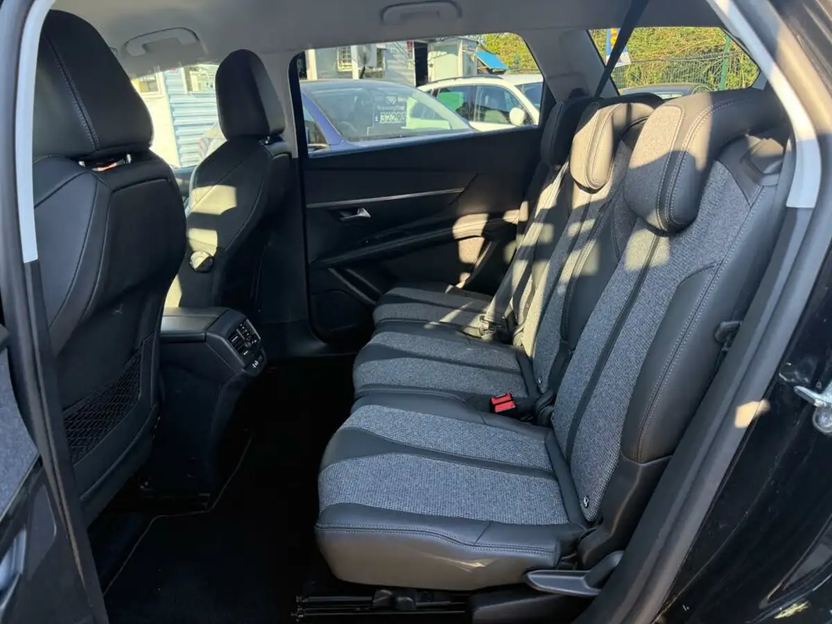 2020-peugeot-5008-suv-12-puretech-allure-eat8-big-64