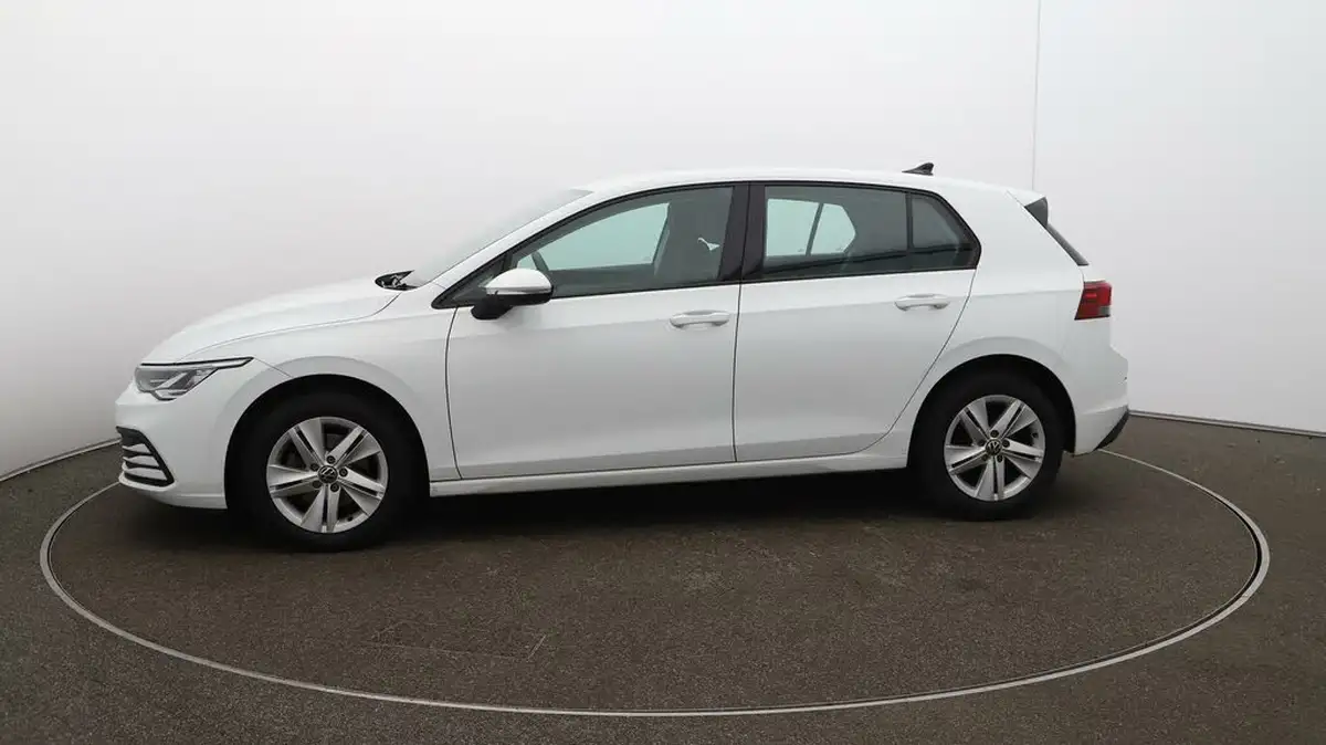 2022-volkswagen-golf-15-tsi-life-130ps-hatchback-big-56
