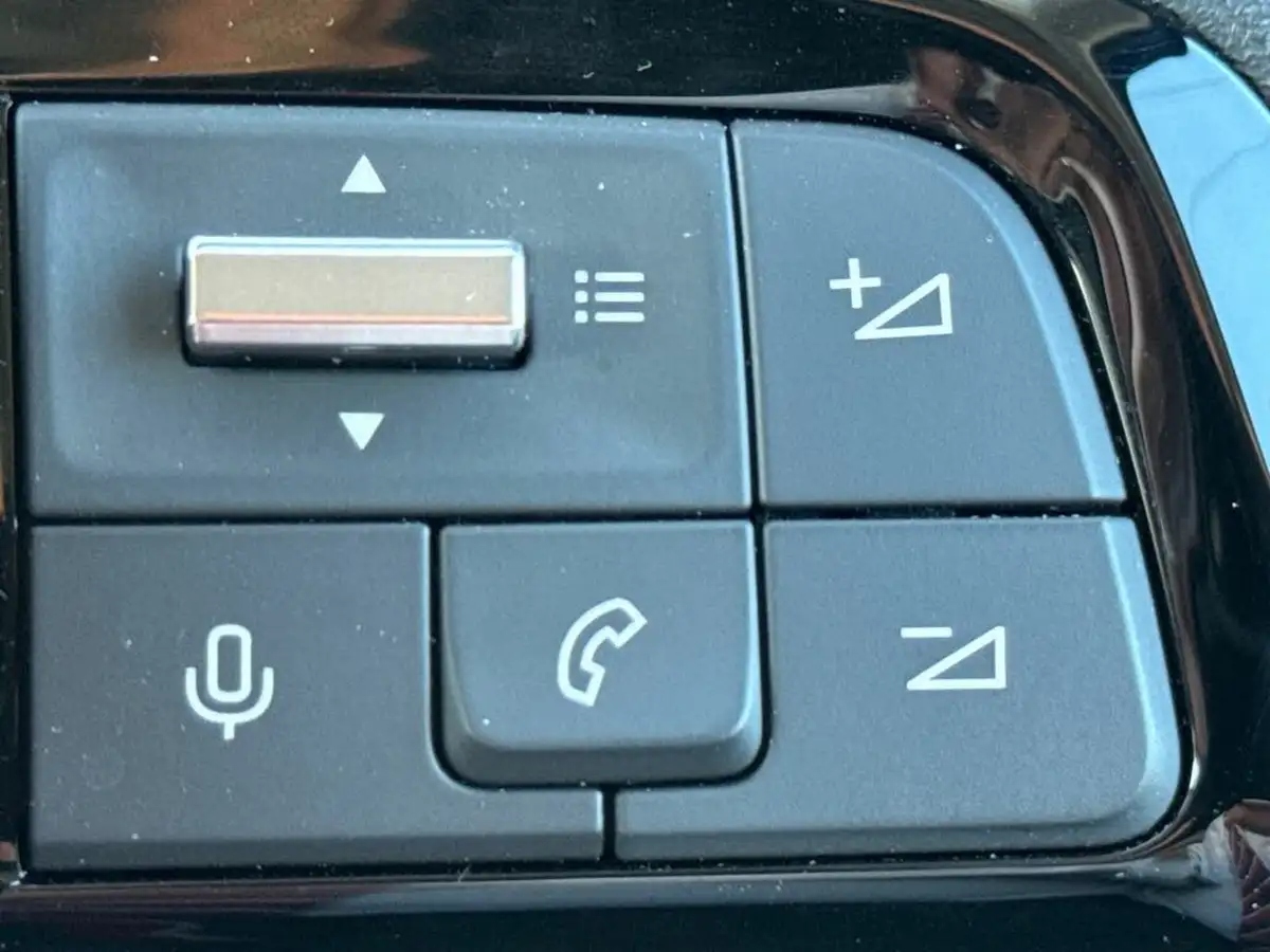 2024-peugeot-expert-15-bluehdi-professional-standard-big-16