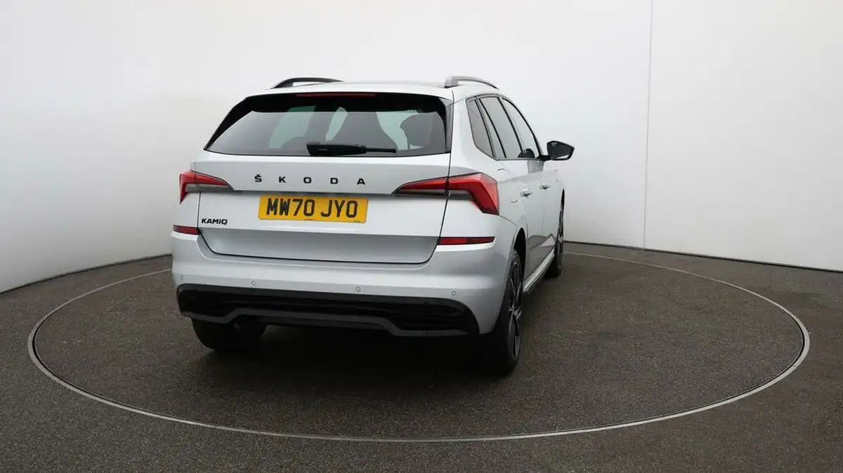 2020-skoda-kamiq-15-tsi-monte-carlo-dsg-big-49