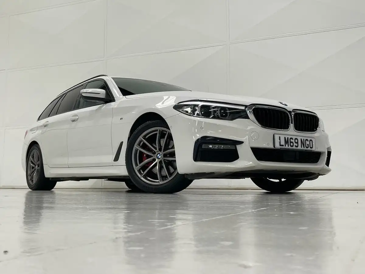 2019-bmw-5-series-big-37