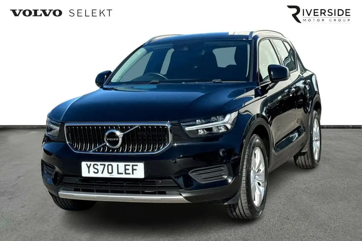 2020-volvo-xc40-20td-d3-momentum-big-8