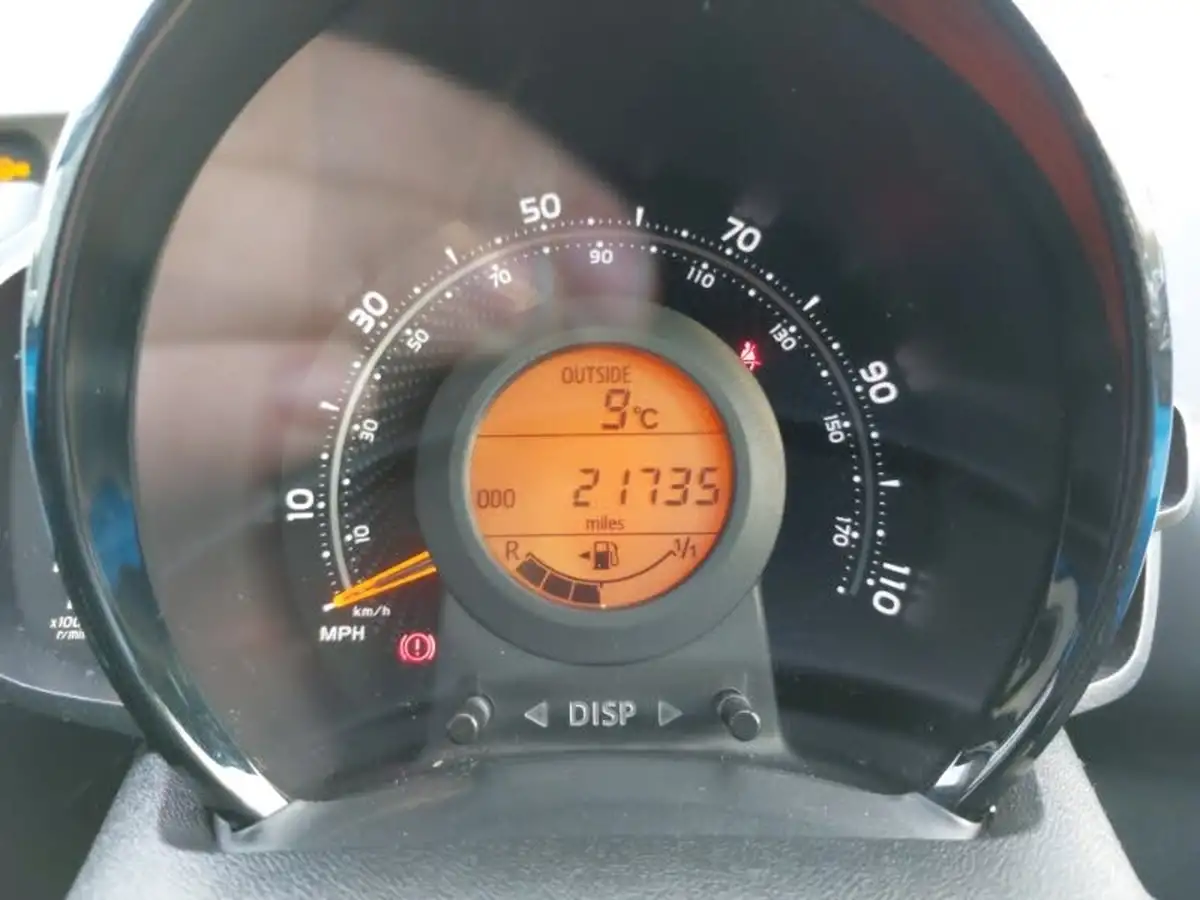 2019-toyota-aygo-10-vvt-i-x-plore-big-13