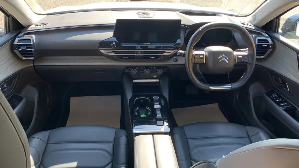 2024-citroen-c5-x-12-puretech-plus-130ps-ss-eat8-big-3