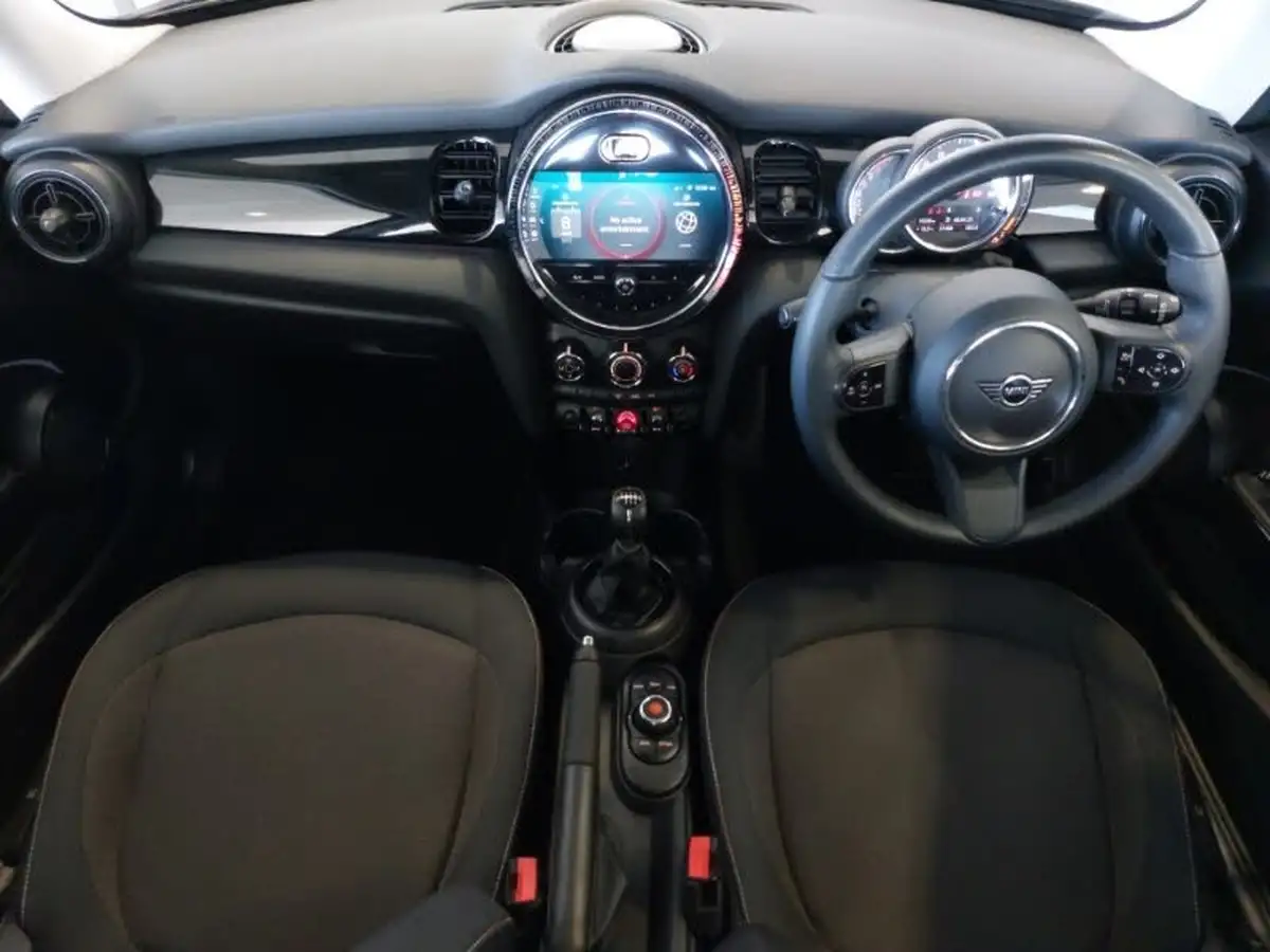2021-mini-cooper-15-cooper-classic-hatchback-3d-big-3