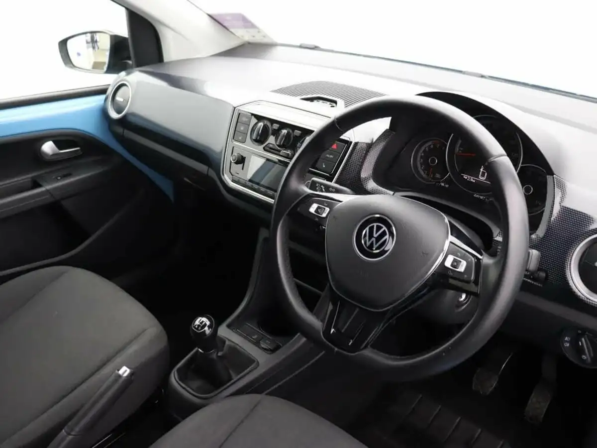 2021-volkswagen-up-10-up-r-line-65ps-sre-bmt-evo-big-10