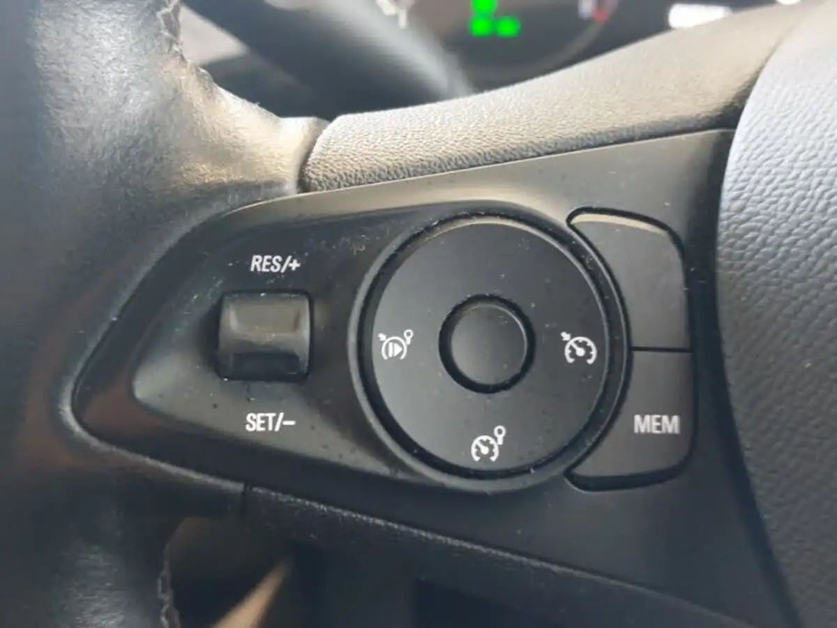 2019-vauxhall-corsa-12-turbo-sri-big-16