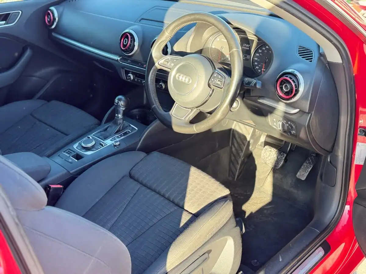 2013-audi-a3-16td-sport-hatchback-3d-s-tronic-big-27