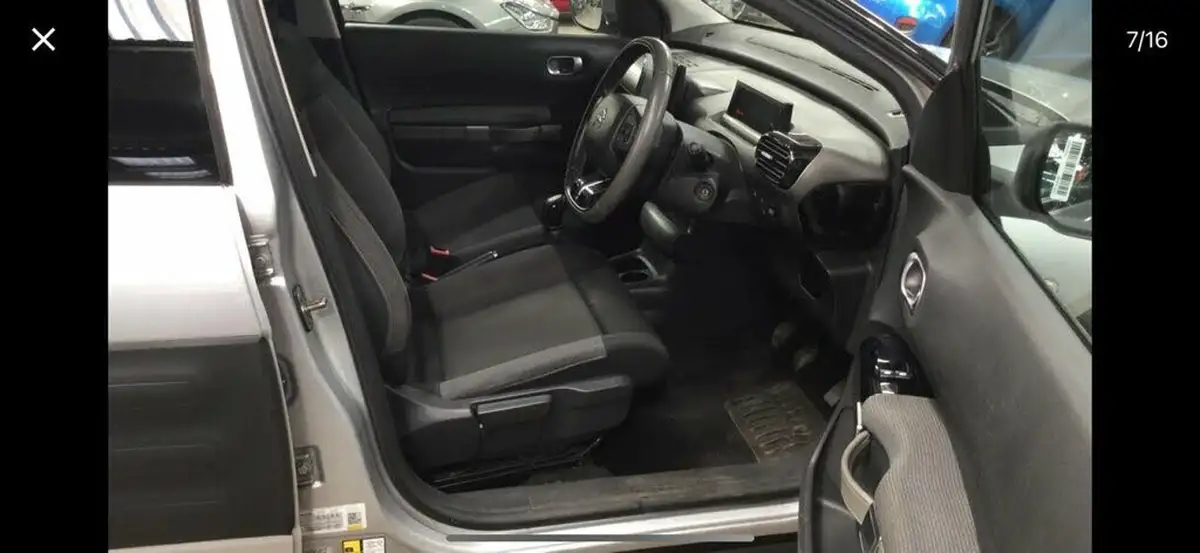 2015-citroen-c4-cactus-16bluehdi-flair-big-6
