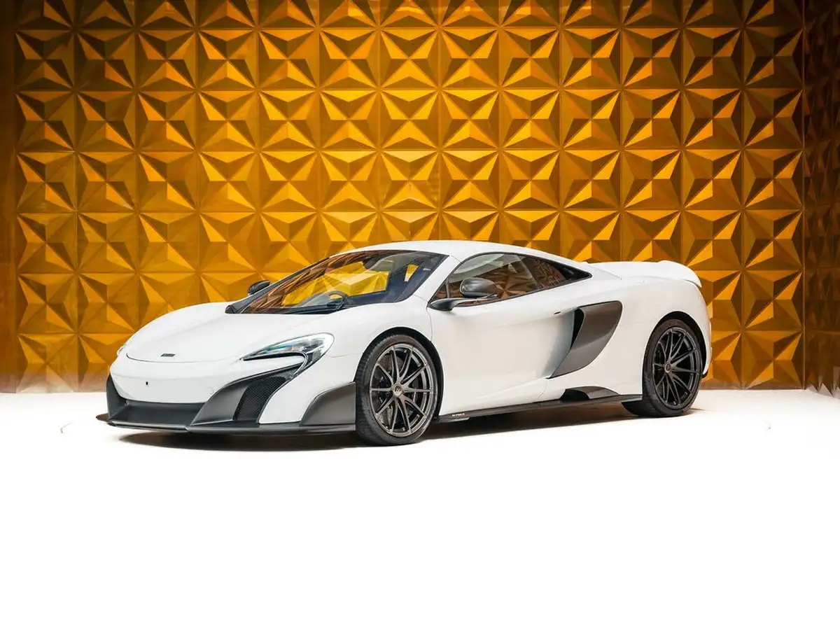2015-mclaren-675lt-38-big-7