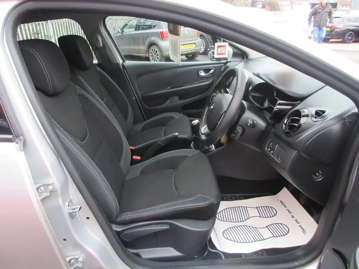 2018-renault-clio-12-dynamique-nav-big-8