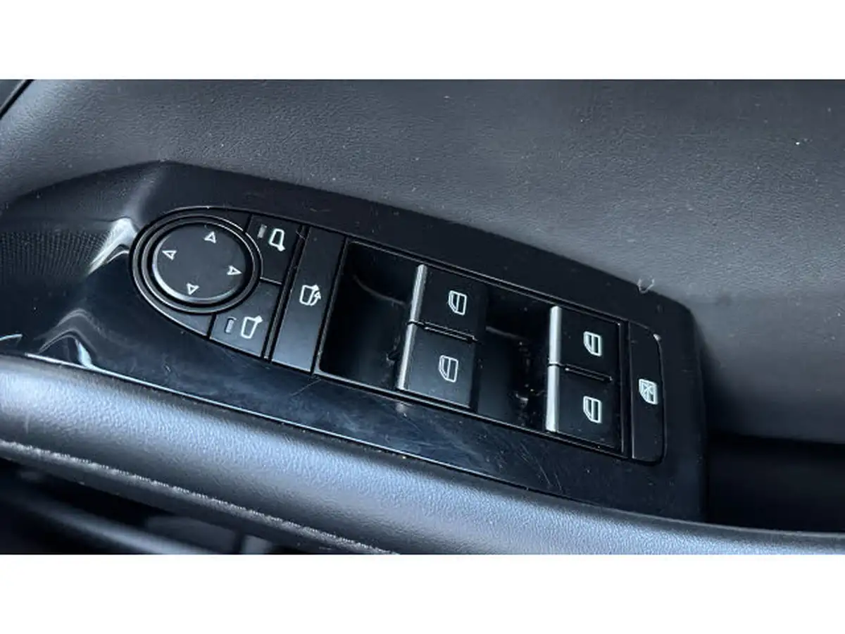2020-mazda-mazda3-20-gt-sport-tech-122ps-hatchback-5d-big-26