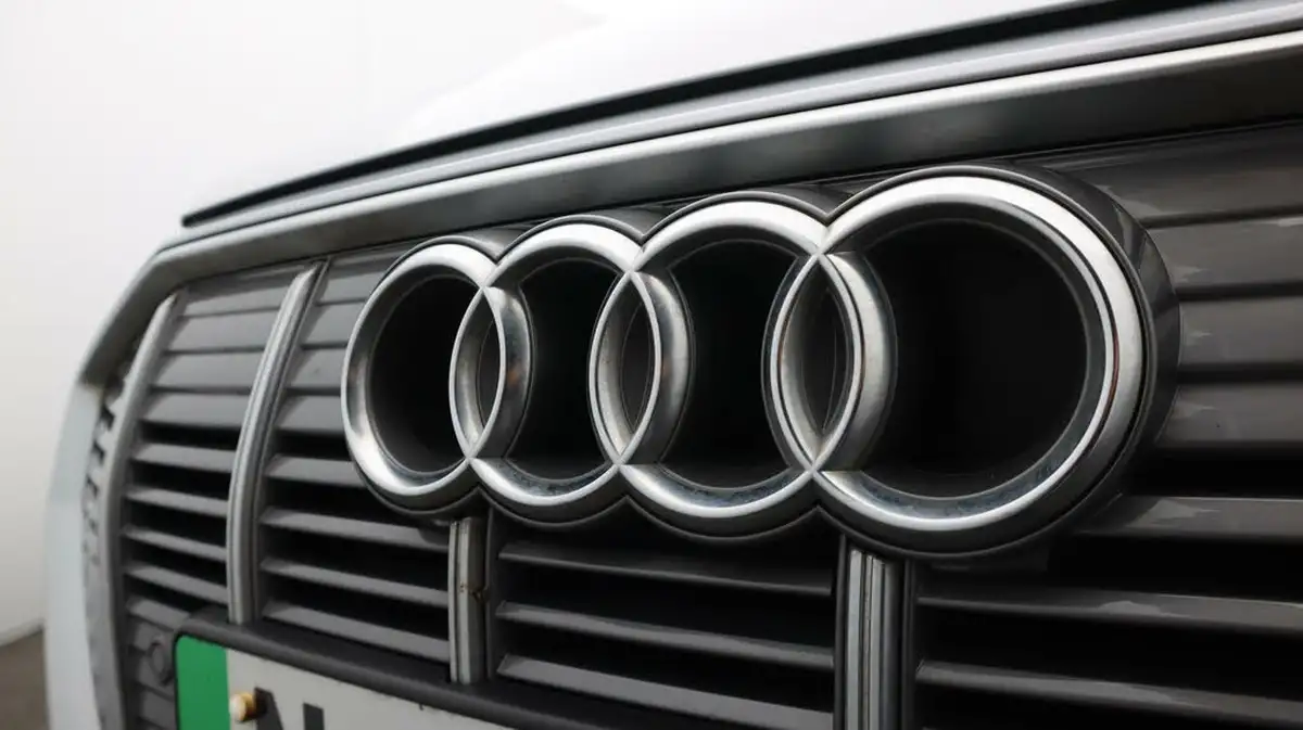 2022-audi-e-tron-55e-technik-station-wagon-big-20