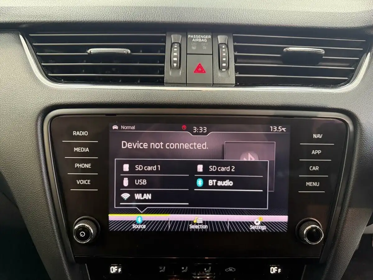 2019-skoda-octavia-15-tsi-se-l-hatchback-dsg-big-34