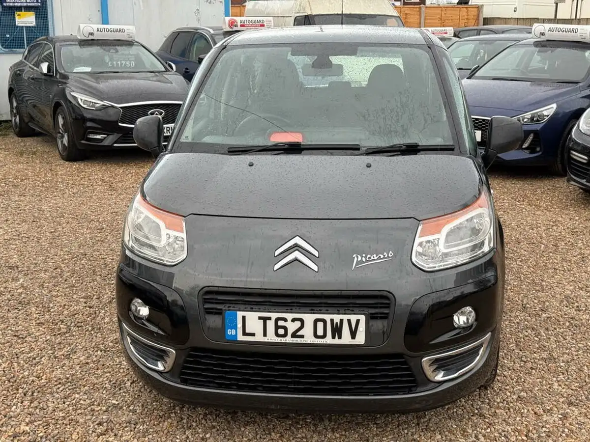 2012-citroen-c3-picasso-16-vtr-118bhp-auto-seq-big-2