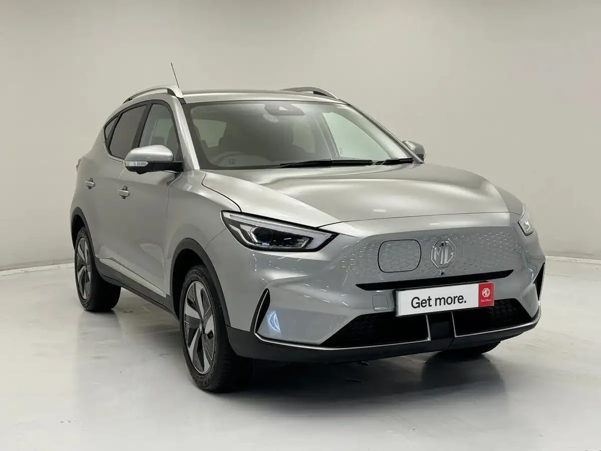 2024-mg-zs-suv-e-trophy-connect-ev-176ps-big-3
