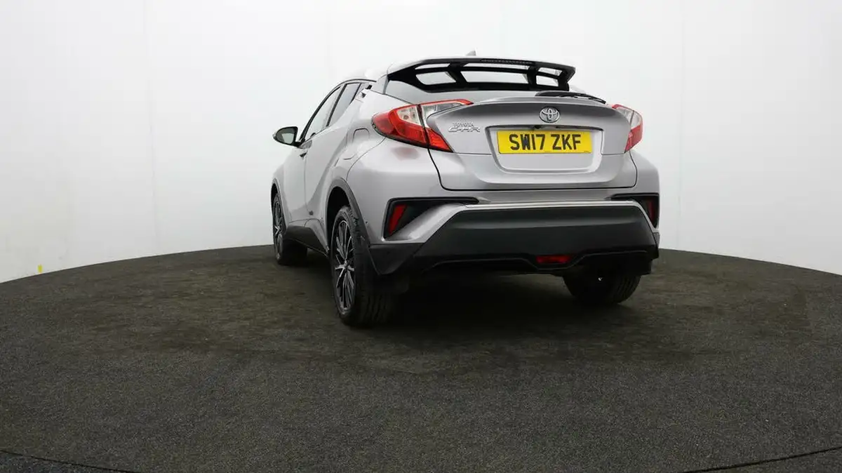 2017-toyota-c-hr-12-excel-big-22