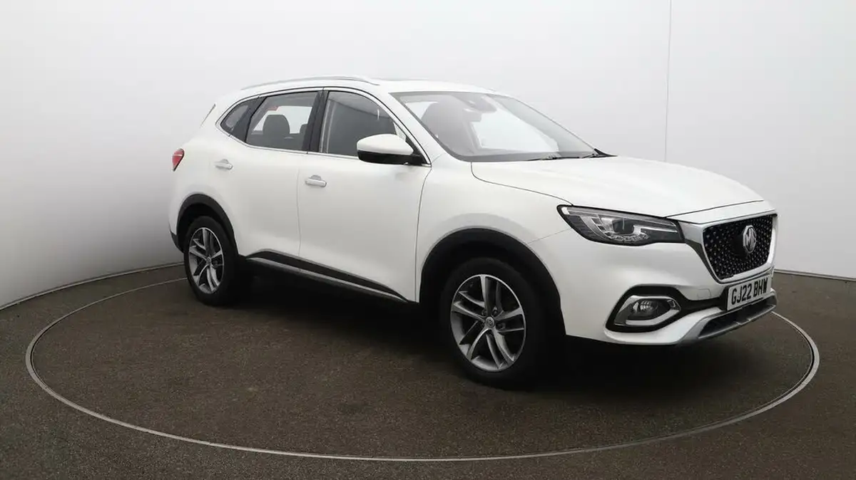2022-mg-hs-15t-gdi-exclusive-162ps-dct-big-35