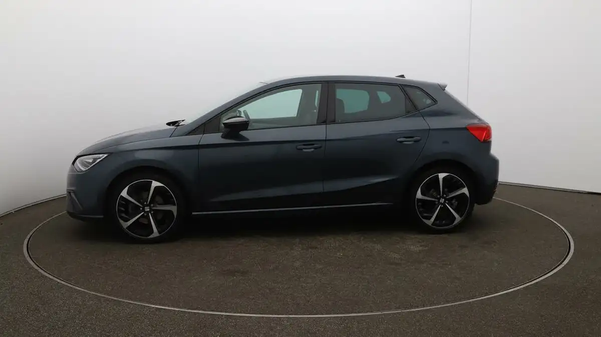 2022-seat-ibiza-10-tsi-fr-sport-110ps-big-4