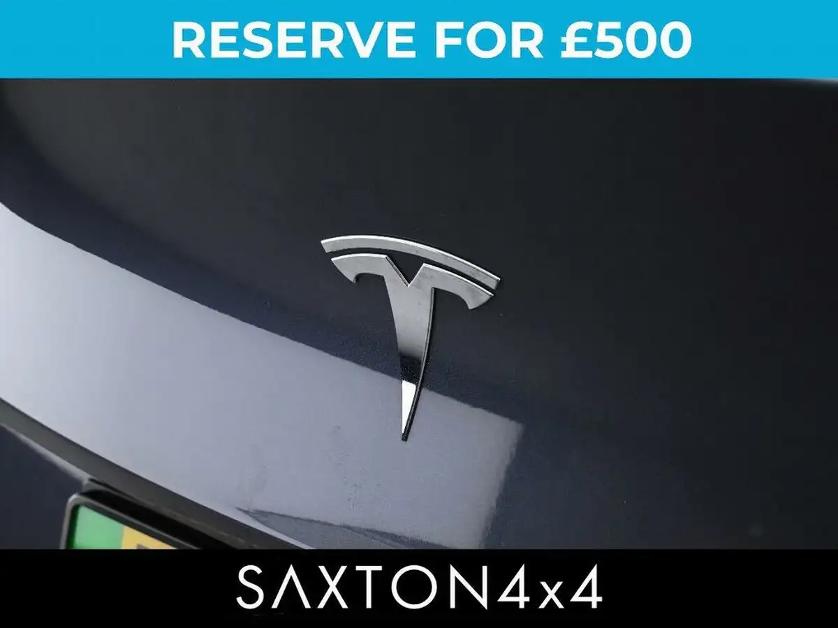 2022-tesla-model-y-e-long-range-big-19