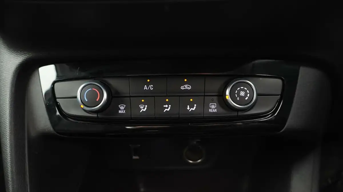 2023-vauxhall-corsa-12i-design-big-12