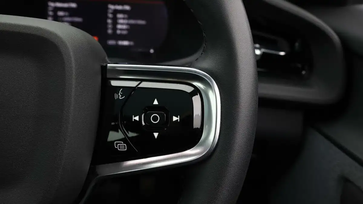 2022-polestar-polestar-2-e-ps2-300kw-longe-dual-plus-pilot-hatchback-big-21