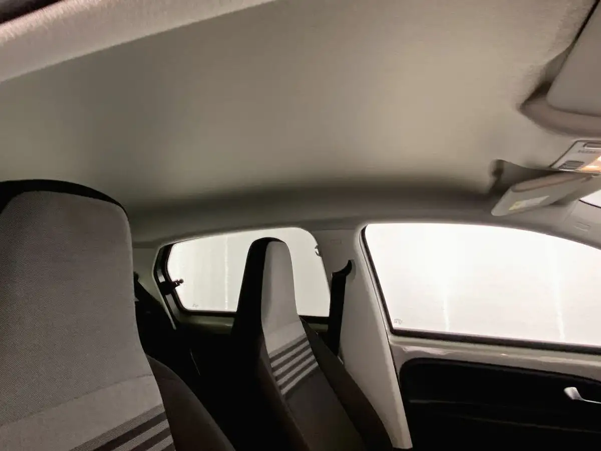 2021-volkswagen-up-10-up-black-edition-65ps-sre-bmt-evo-big-23