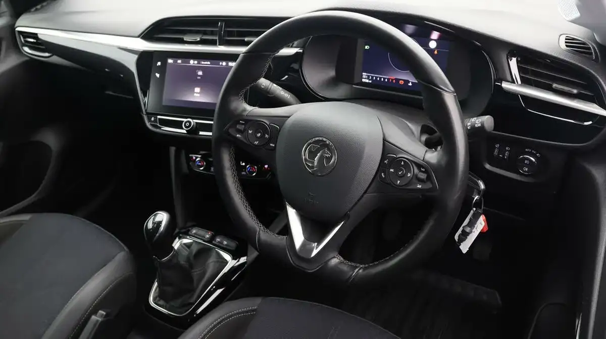 2022-vauxhall-corsa-12i-elite-edition-big-8