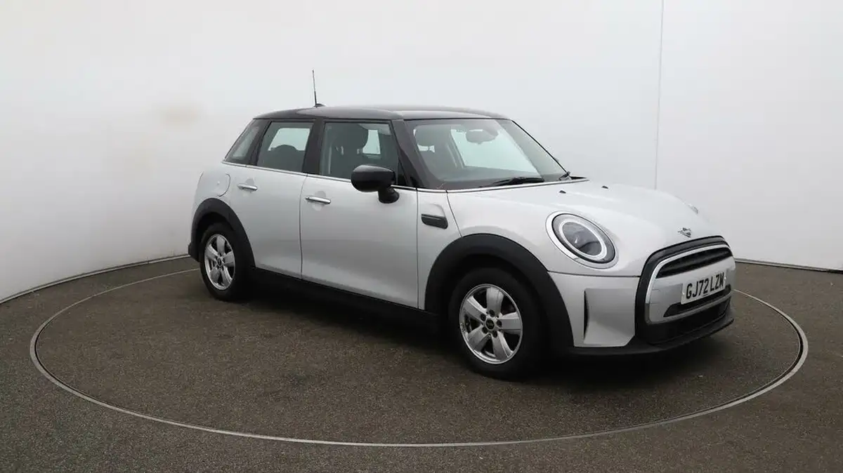 2022-mini-cooper-15-cooper-classic-premium-hatchback-5d-auto-big-41