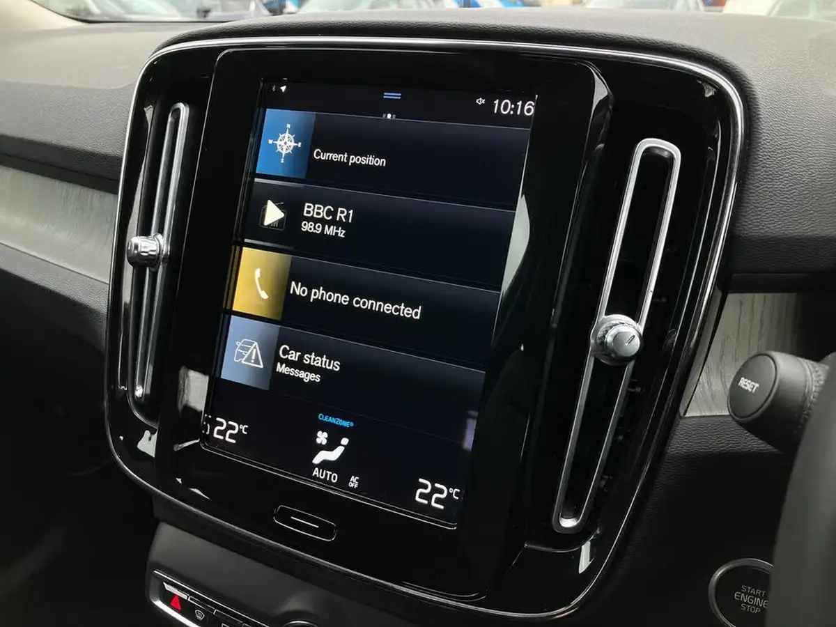 2021-volvo-xc40-15-t5-inscription-262bhp-big-31