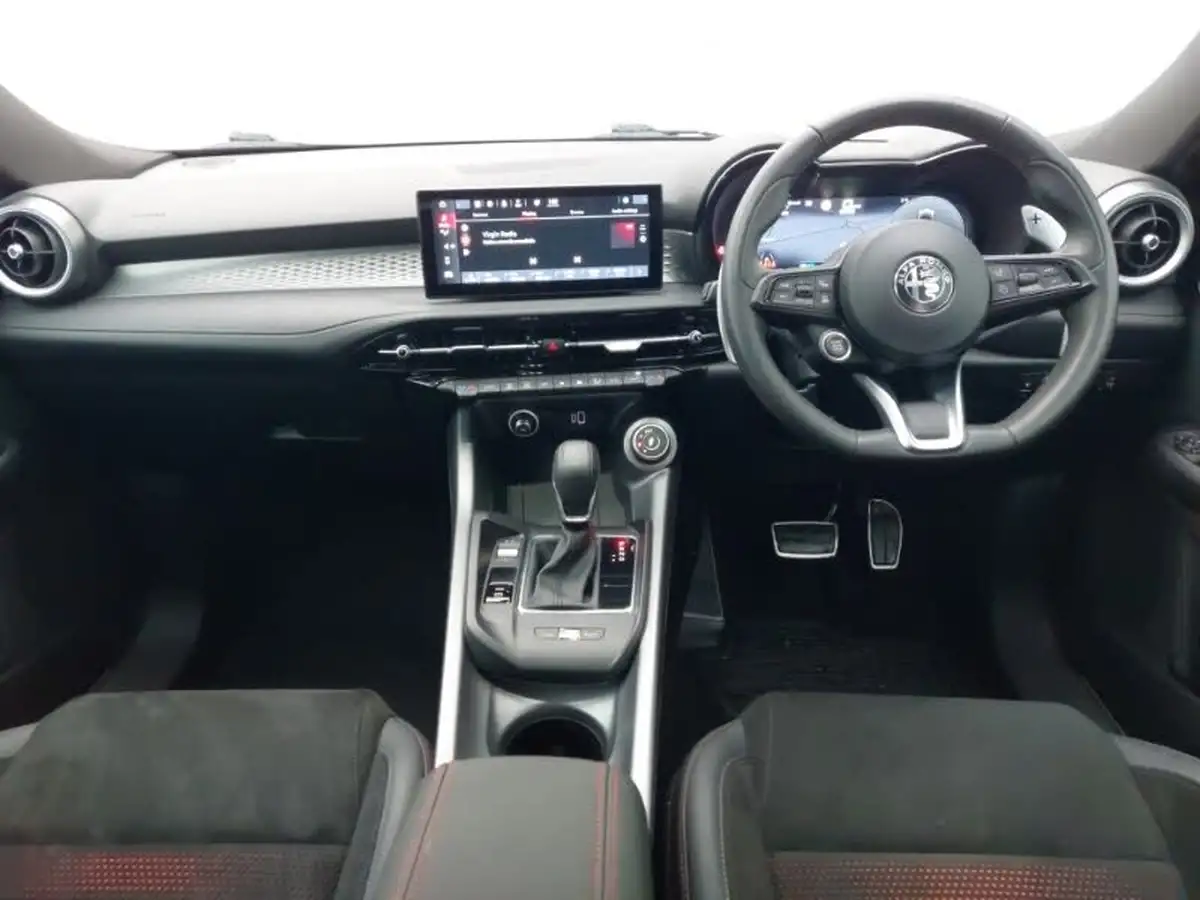 2023-alfa-romeo-tonale-13-veloce-big-2