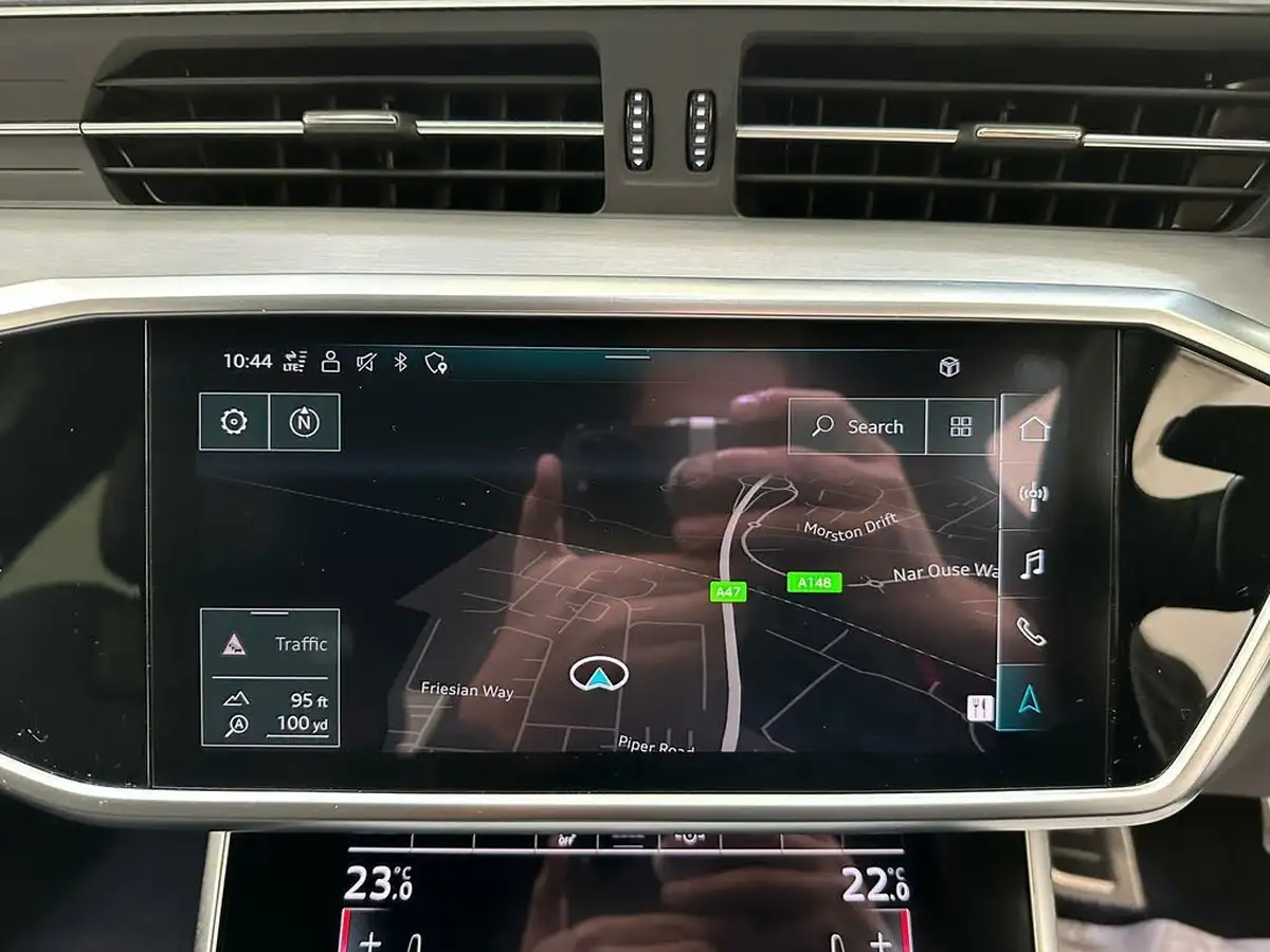 2021-audi-a6-avant-20-40-tfsi-black-edition-big-8