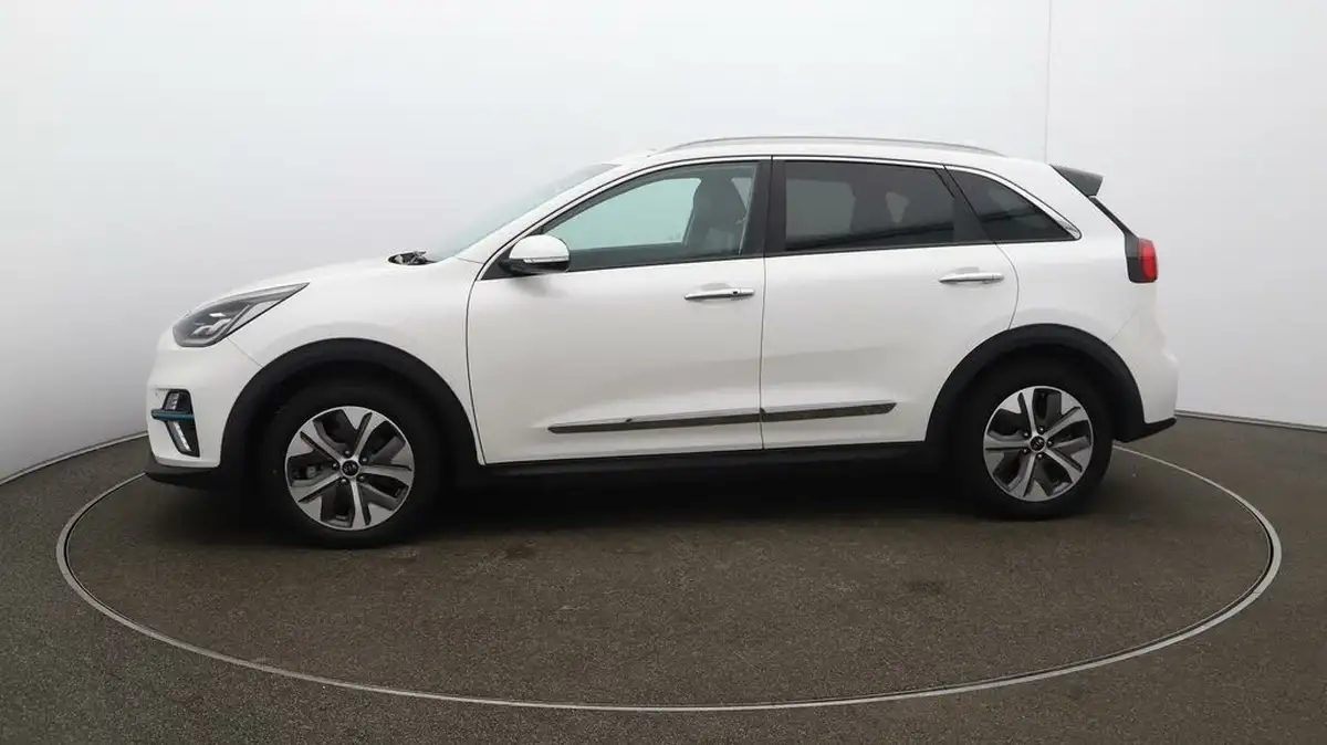 2021-kia-e-niro-ev-4-big-4