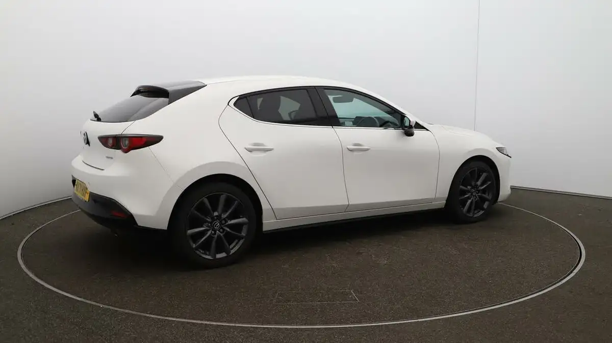 2022-mazda-mazda3-20-sport-lux-122ps-hatchback-5d-auto-big-44