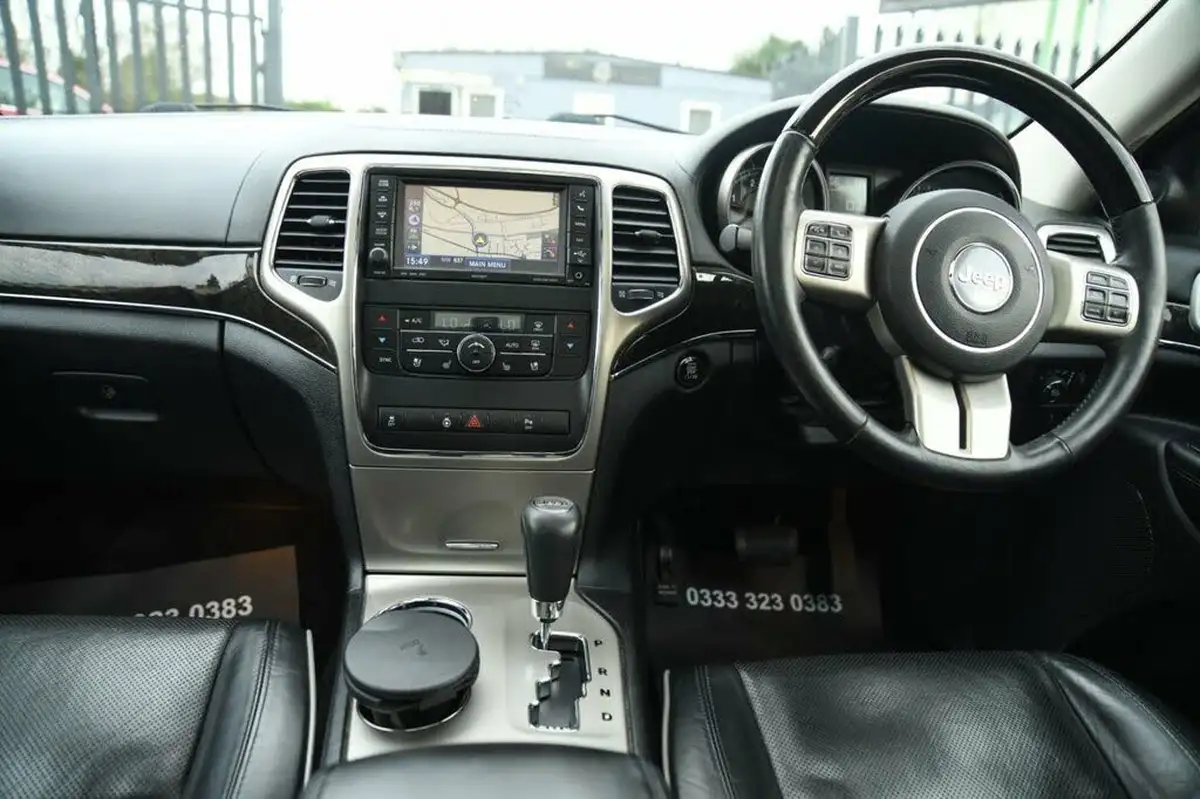 2012-jeep-grand-cherokee-30crd-overland-v6-auto-big-24