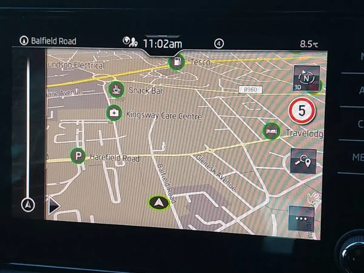 2024-skoda-karoq-15-tsi-se-drive-dsg-big-9