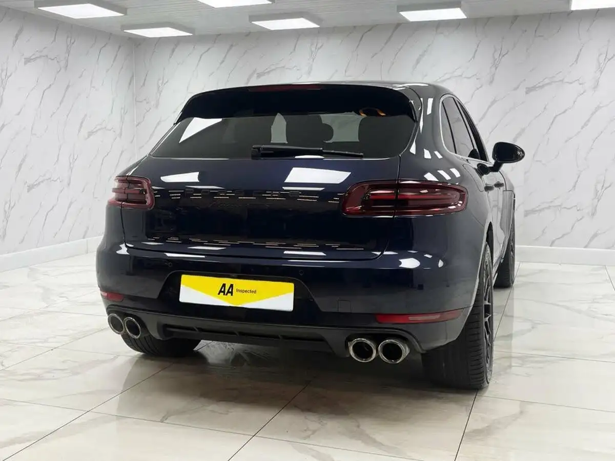 2018-porsche-macan-30-gts-big-10