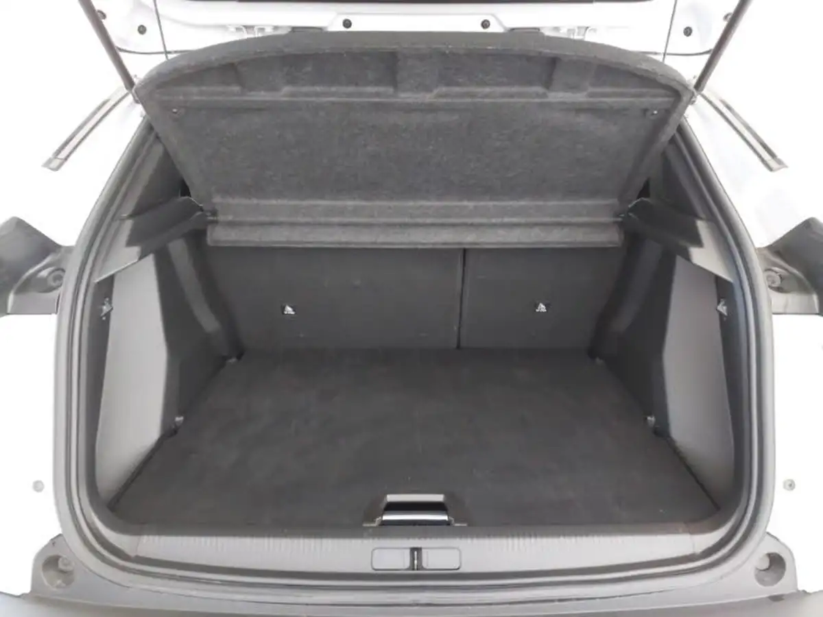 2023-peugeot-2008-suv-12-puretech-allure-eat8-big-7