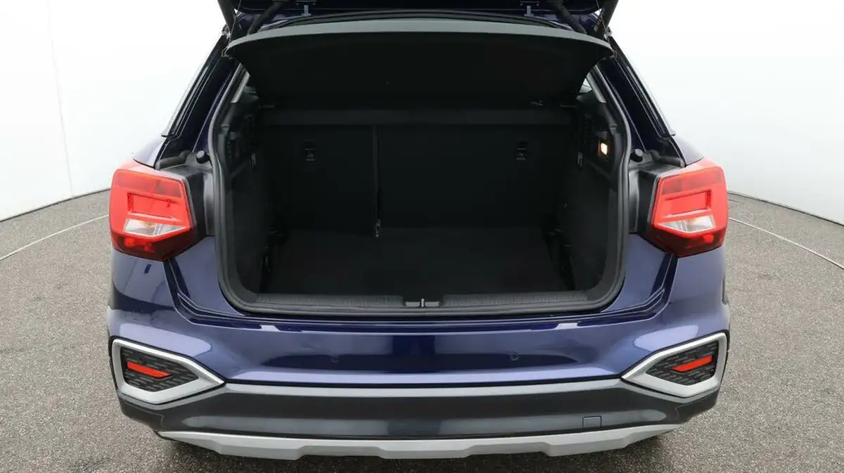 2022-audi-q2-10-30-tfsi-sport-big-17