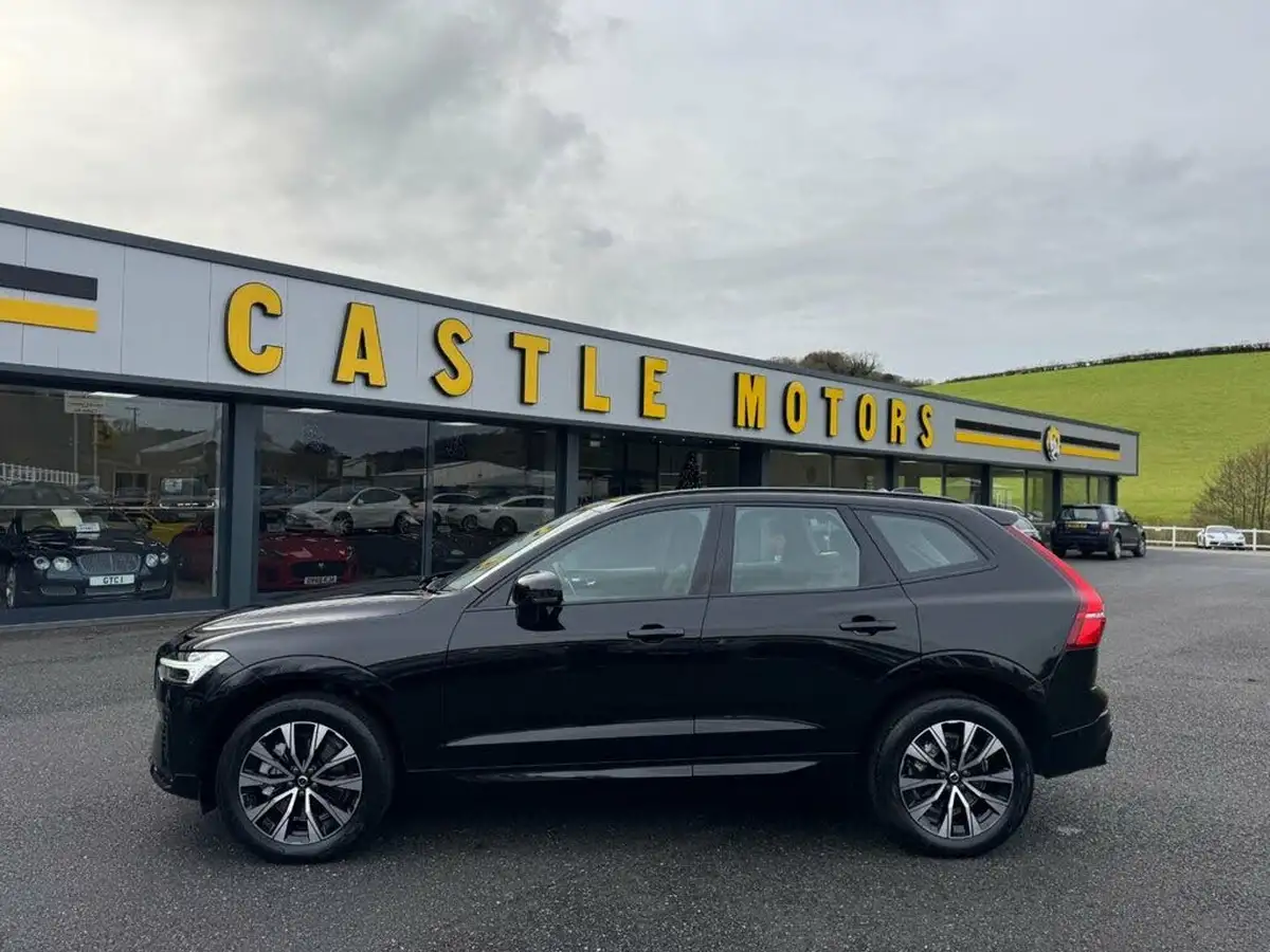 2023-volvo-xc60-20-b5-plus-big-2
