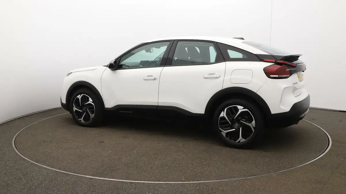 2021-citroen-c4-12-puretech-sense-plus-eat8-big-40