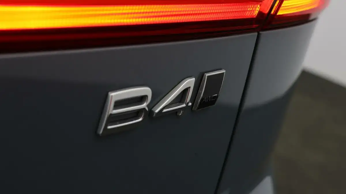 2021-volvo-xc60-20td-b4-r-design-awd-big-20